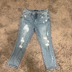 Judy Blue Boyfriend Fit Distressed 13/31